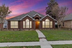 10522 Brandenberg Dr in Frisco, TX - Building Photo