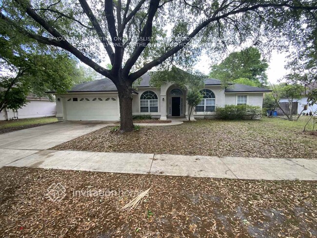 property at 13973 Crestwick Dr W