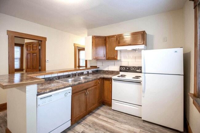 property at 724 Laramie St