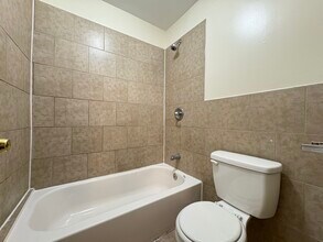 402 13th Ave, Unit 7 in Newark, NJ - Foto de edificio - Building Photo