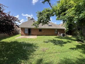 7901 Deer Trail Ln in Memphis, TN - Building Photo - Building Photo