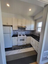 747 54th St in Oakland, CA - Building Photo - Building Photo