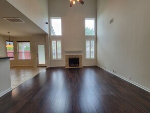 3430 Shiraz Loop in Round Rock, TX - Building Photo - Building Photo