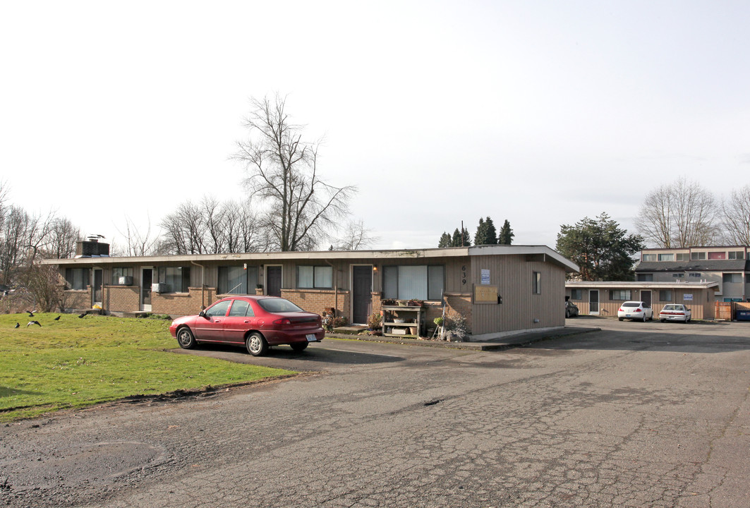 Davis Apartments in Kent, WA - Foto de edificio