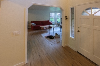 19916 3rd Dr SE in Bothell, WA - Building Photo - Building Photo