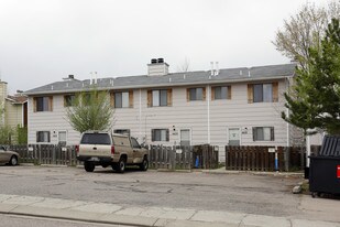 6621-6627 Pahokee Ct in Colorado Springs, CO - Building Photo