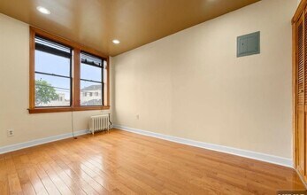 523 34th St in Union City, NJ - Building Photo - Building Photo