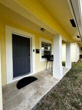 12104 69th St N in West Palm Beach, FL - Building Photo - Building Photo