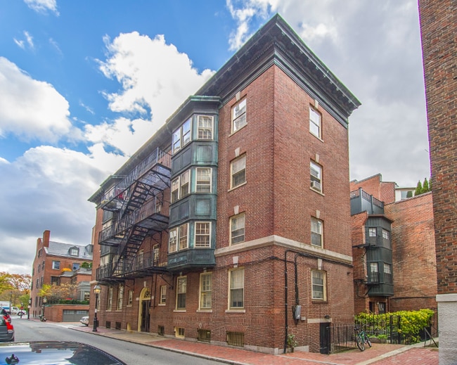 16 River St in Boston, MA - Foto de edificio - Building Photo