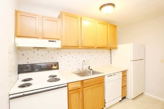 Kensington Square Apartments in Florissant, MO - Foto de edificio - Interior Photo