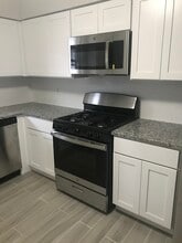 420 W 7th St, Unit 07 in Plainfield, NJ - Foto de edificio - Building Photo