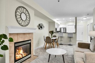 4847 California Ave SW, Unit #205 in Seattle, WA - Building Photo - Building Photo