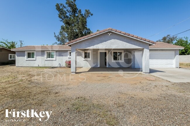 property at 4138 E Bluefield Ave