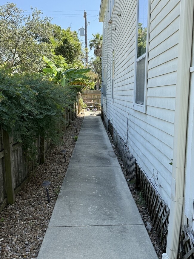 property at 1519 Avenue M