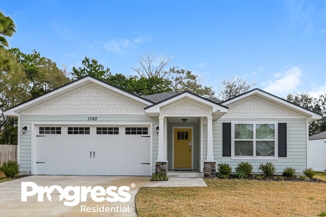 property at 1390 Sarahs Landing Dr