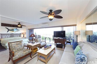 2161 Kalia Rd in Honolulu, HI - Building Photo - Building Photo