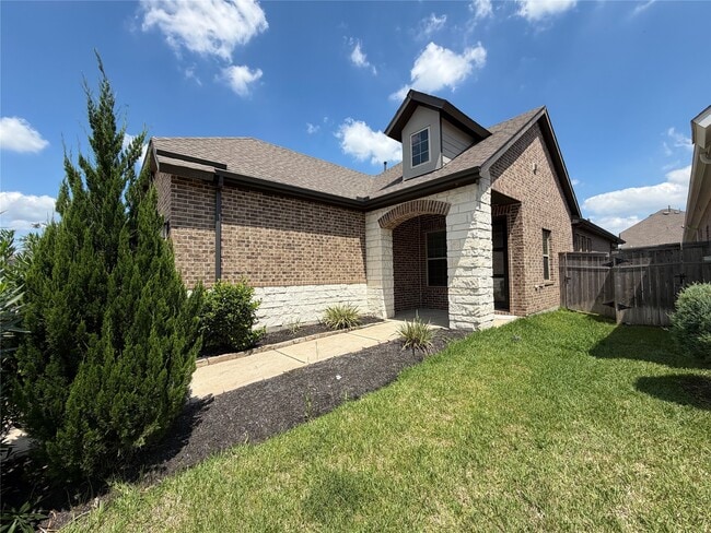 property at 10727 Bridgeport Path Ct