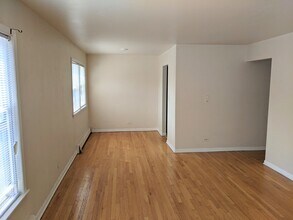 156 Asbury Ave in Evanston, IL - Building Photo - Building Photo