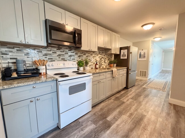 5000 N 8th St in Philadelphia, PA - Building Photo - Building Photo