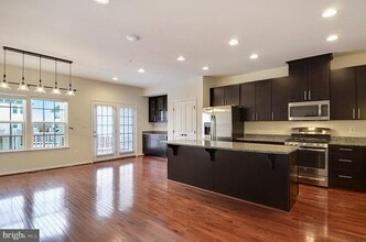 3650 Wright Terrace in Washington, DC - Building Photo - Building Photo