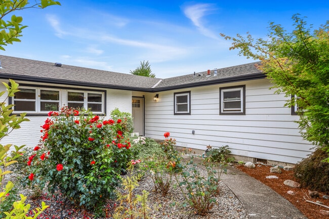 4232 332nd Ave SE in Fall City, WA - Building Photo - Building Photo