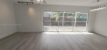 200 NW 9th St in Boca Raton, FL - Building Photo - Building Photo