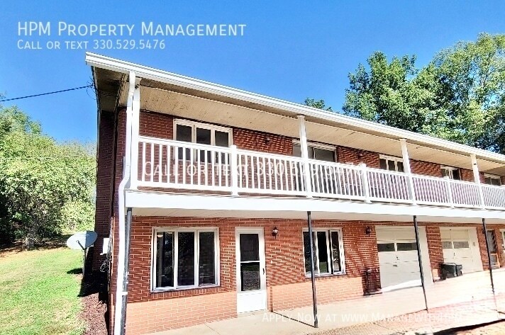 8989 Beatty St NW in Massillon, OH - Building Photo