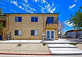 3400 15th St W in Rosamond, CA - Building Photo