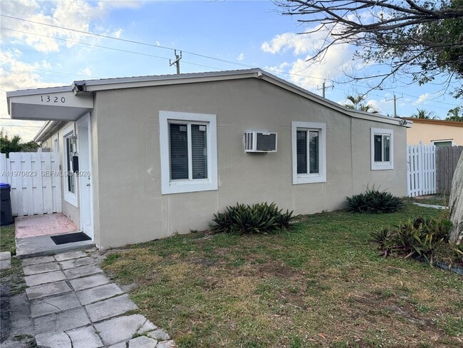 property at 1320 N 69th Way