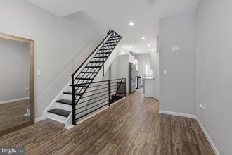 2208 S 5th St in Philadelphia, PA - Building Photo - Building Photo