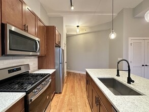 3477 S Archer Ave in Chicago, IL - Building Photo - Building Photo