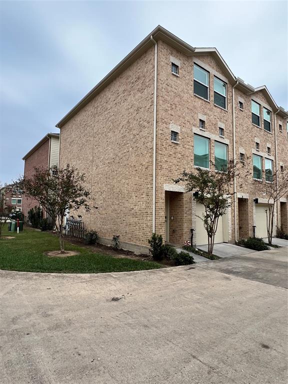 8705 Bryam St in Houston, TX - Building Photo - Building Photo