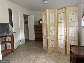 9325 Talisman Dr in Vienna, VA - Building Photo - Building Photo