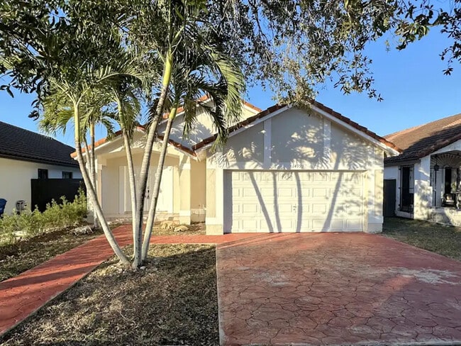 property at 14993 SW 59th St