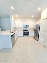 2646 Sunray Venus Wy in Ruskin, FL - Building Photo - Building Photo