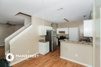 768 Breeze Way in Memphis, TN - Foto de edificio - Building Photo