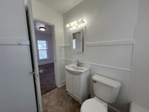 1608 E 12th St in Davenport, IA - Building Photo - Building Photo