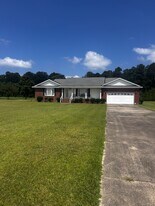 2411 NC-122 in Tarboro, NC - Building Photo