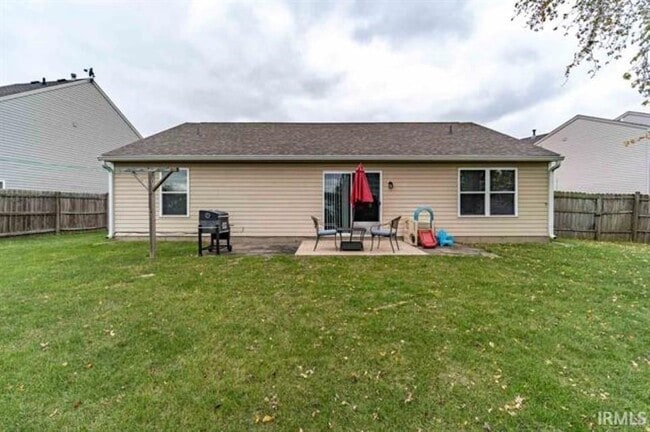 1128 W Hornbeam Cir in Lafayette, IN - Building Photo - Building Photo