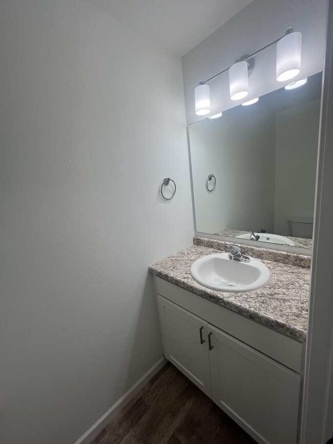 5866 36th St S in Fargo, ND - Building Photo - Building Photo