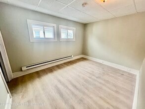 433 Boulevard Ave in Dickson City, PA - Building Photo - Building Photo