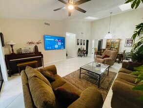 354 SW 28th Ave in Delray Beach, FL - Building Photo - Building Photo
