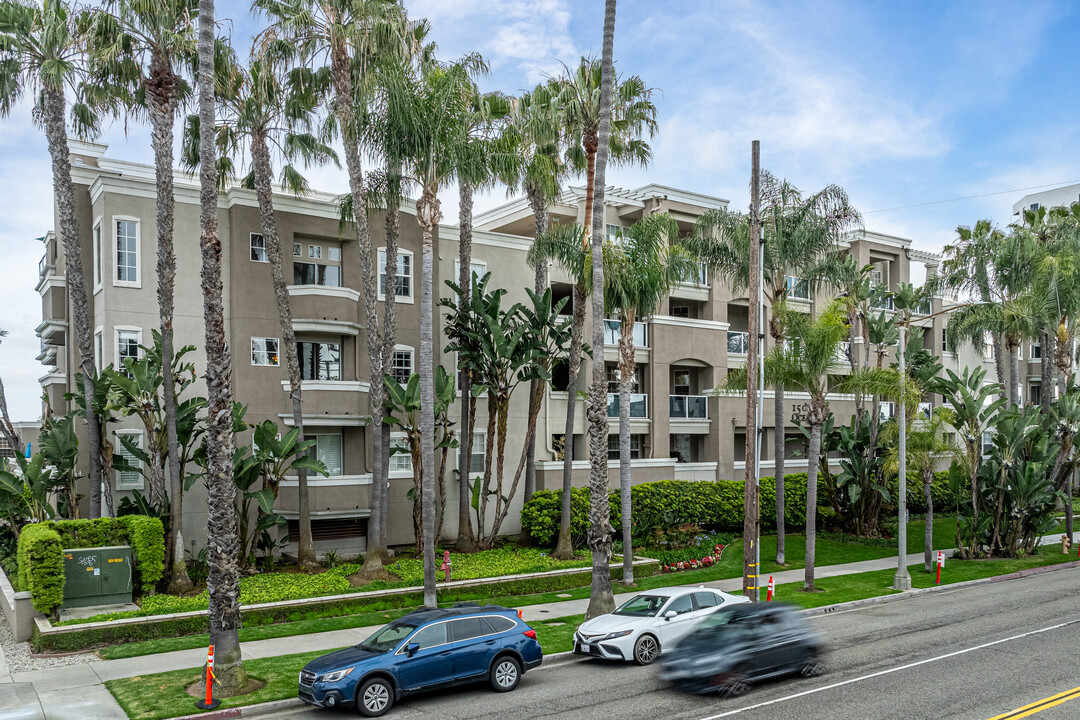 1500 E Ocean Blvd in Long Beach, CA - Building Photo