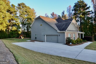 120 Calverton Ln in Tyrone, GA - Foto de edificio - Building Photo