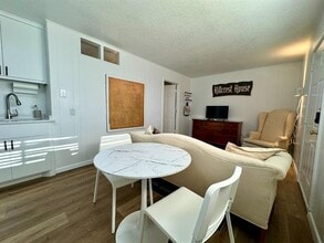 2401 Church St in Abilene, TX - Foto de edificio - Building Photo