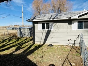 1355 Goodrich Dr in Lander, WY - Building Photo - Building Photo