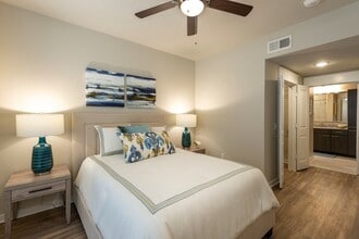 13386 Briar Forest Dr in Houston, TX - Building Photo - Building Photo