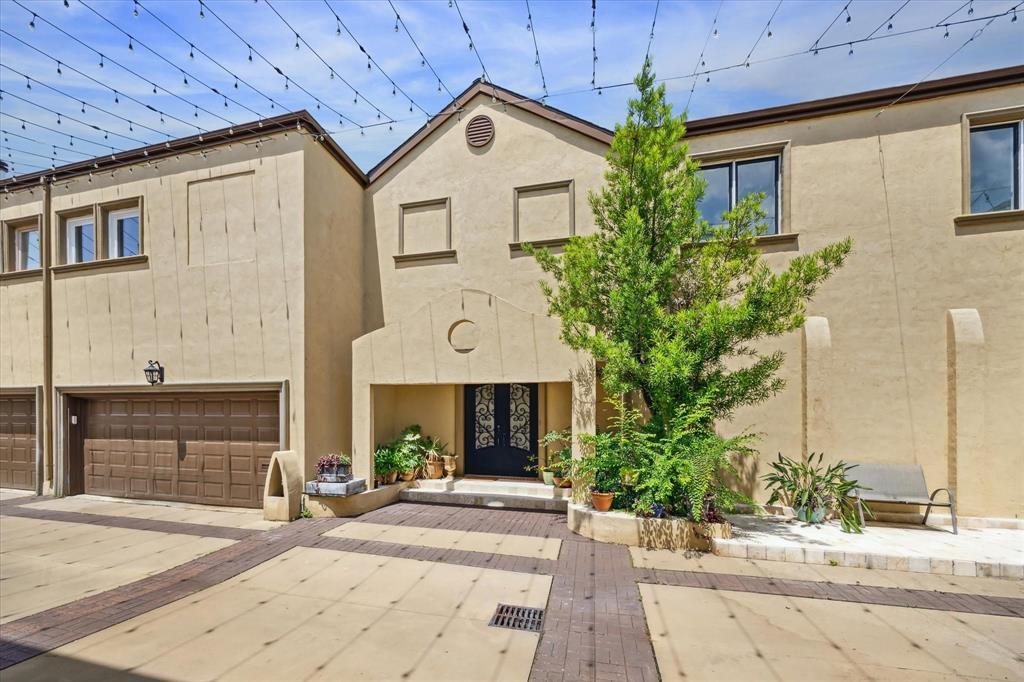 3222 Alabama Ct in Houston, TX - Building Photo