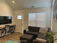 128 Franklin Ave photo'