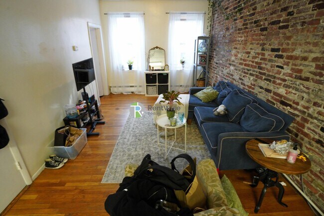 property at 15 Garden St